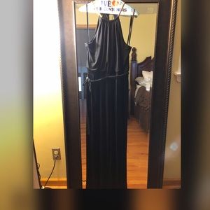 Gold necklace black romper